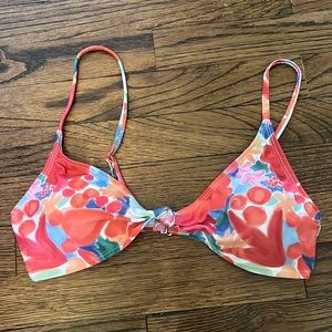 Floral knotted bikini top